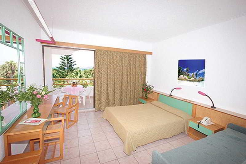 Tigaki Beach Hotel Esterno foto