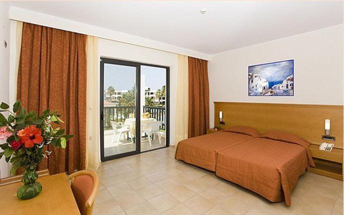 Tigaki Beach Hotel Esterno foto