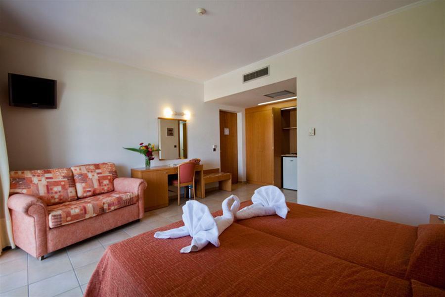 Tigaki Beach Hotel Esterno foto